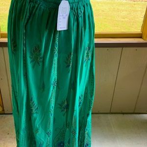 NWT maxi skirt OS